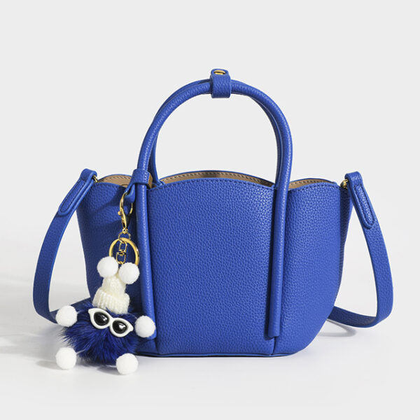 tote bag with cute doll blue